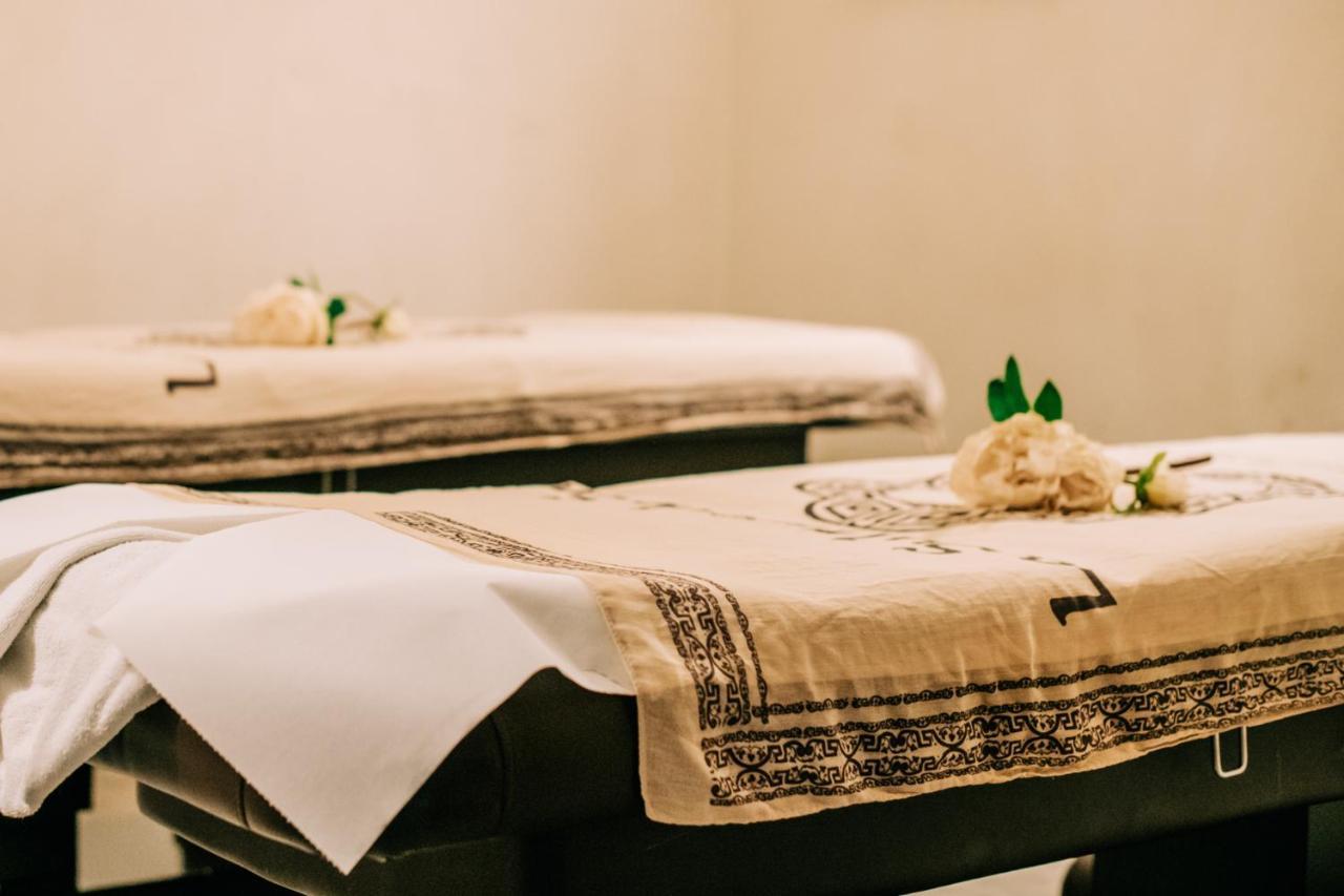 Les Gites Du Clos Saint Michel & Spa มาโลแซน ภายนอก รูปภาพ
